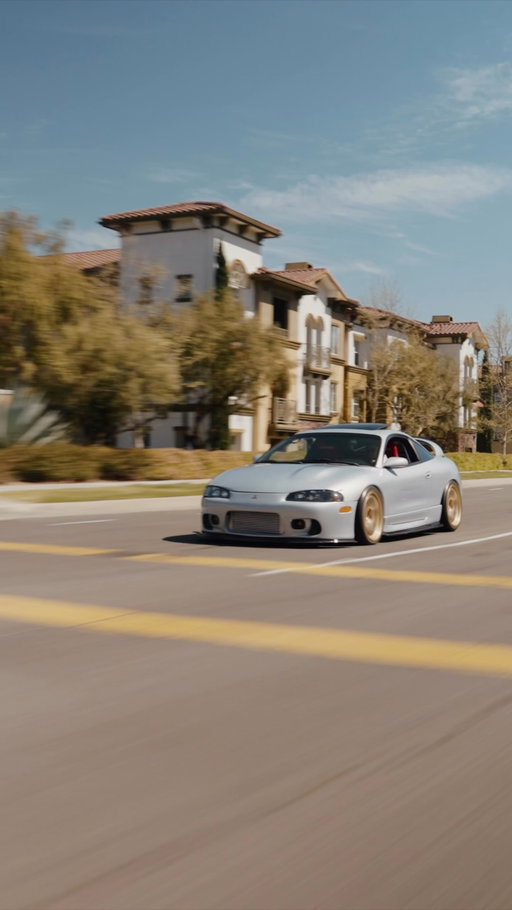 Classic Raw 4G63 Turbo w/ @greddyperformance Type S Blow Off valve 🚀 
🎥: @bred_x 
#DSM