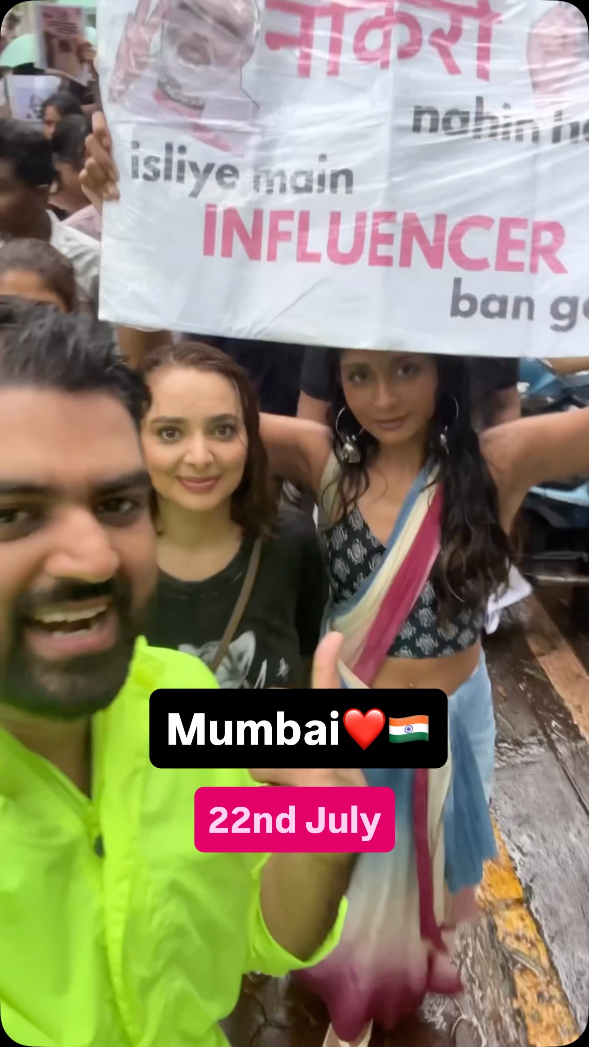 Proud to be a Mumbaikar and Indian above all❤️🇮🇳
System ab toh accounatbility le hi lo kyuki bacche rukne vaale nahi🙏🏻 

(CJP, mumbai, peaceful protest, 22 july, sonam wangchuk, jantar mantar, parliament, cockroach janta party, NEET paper leak, comedy, standupcomedy)