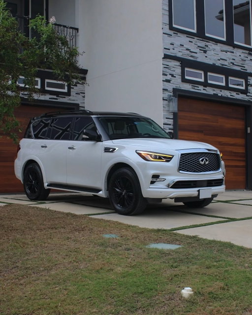Full-size luxury. Right at home.

📸 @sabeertheshooter

Every INFINITI has a story. Share yours. Tag @infiniti. 

#INFINITI #QX80