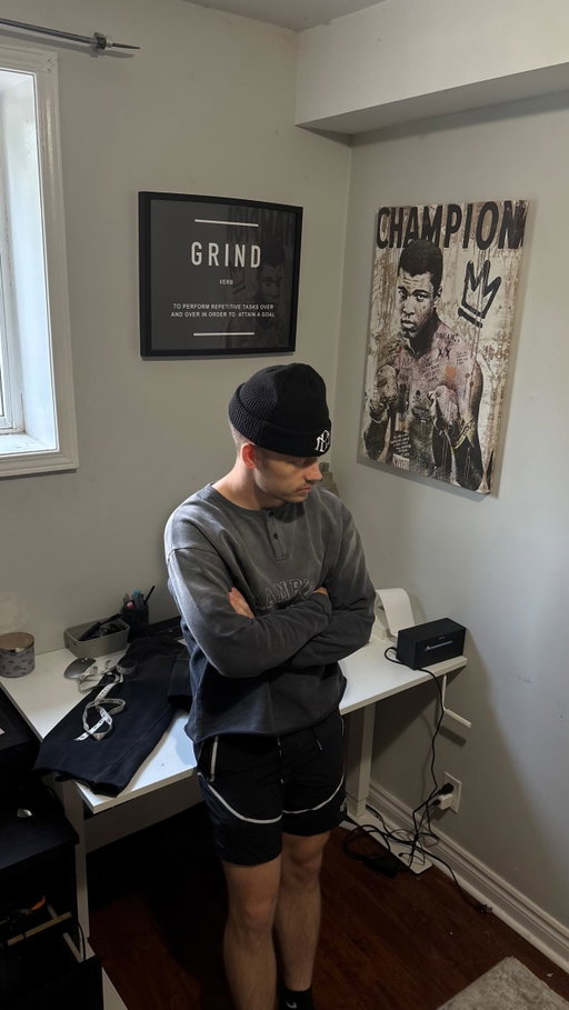 Leaving the place where everything started. Now it’s time to take it to the next step. @chmpmdst 
-
-
-
#boxing #boxeo #boxingtraining #boxinglifestyle #championmindset