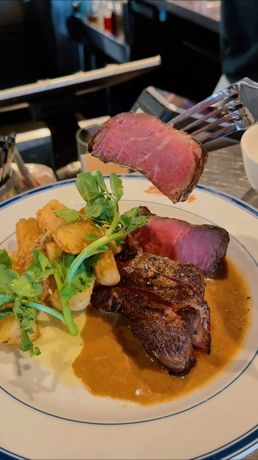 📍The Lunch Lady (1046 Commercial Dr, Vancouver, BC V5L 3W9, Canada)

What I ordered:
- Beef carpaccio 
- Steak lúc lắc
- Crab fried rice 
- Three layer dessert