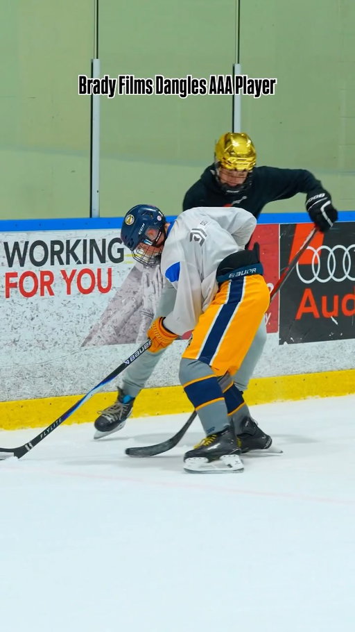 Brady Films Training In Whitby Was Hype😂🏒
.
.
.
.
.
.
.
#hockey #hockeylife #hockeyplayer #hockeygame #hockeyplayers