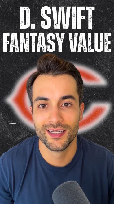 Are you drafting D’Andre Swift this year? 🐻 

Follow @fantasybuff14 for all things #fantasyfootball to get you ready for your draft 🏆