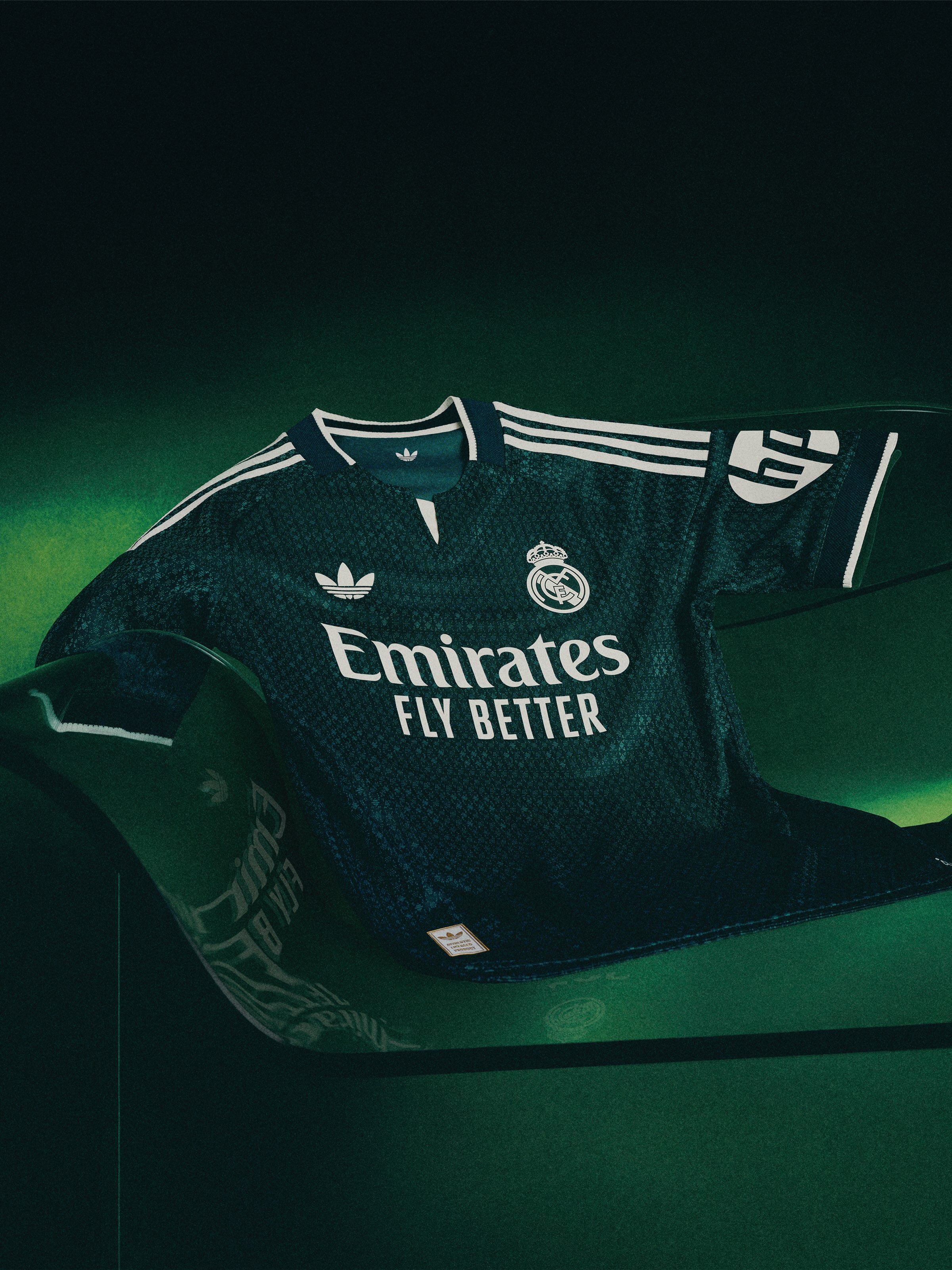 More than a jersey. | Una camiseta. Un legado. 🤍
Introducing the Real Madrid away jersey 26/27, out now. ✨
@adidasfootball