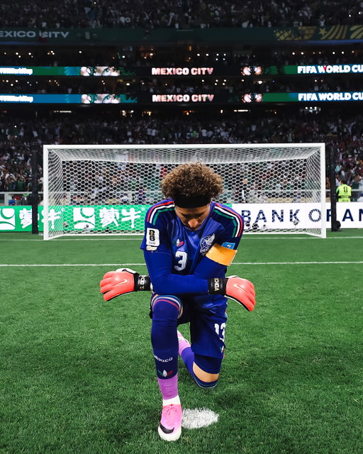 The sixth-oldest player in @FIFAWorldCup history and a true legend of the tournament. 🇲🇽

Mexico’s Guillermo Ochoa, who participated at a record breaking sixth FIFA World Cup this year, has announced his retirement from football.

Wishing you all the best in your retirement, @yosoy8a! 🙌