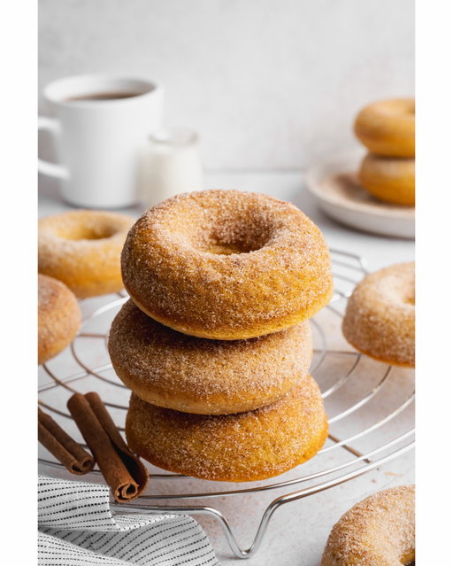 📸 pumpkin donuts (never too early btw) for @therealfooddietitians