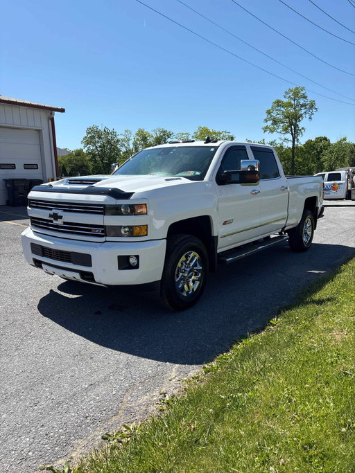 **2018 Chevy Silverado 2500 Z71💎**

Another one locked in with Ultra Shield✨

• Full decontamination wash and clay bar
• Paint correction to remove swirls and restore clarity
• Finished with Ultra Shield 5-Year Ceramic Coating
• Extreme gloss, long-term protection, and easy maintenance
• Perfect for daily drivers, work trucks, and weekend haulers

State College’s Leading Ceramic Coating Specialist

📞 814-680-2418
🌐 kbcautodetailing.com

#kbcautodetailing #ceramiccoating #statecollegedetailing #paintcorrection