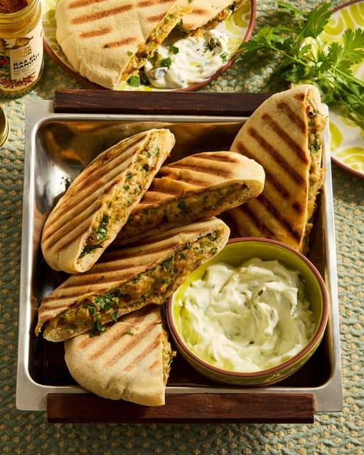 Crispy juicy and oh so flavourful! These Arayes (or smash-style pitas) are the 10 min main you’ve been looking for to serve alongside your summer salads.
Great spice blends can do so much of the work of making dinner taste good, if you let them. Ras el Hanout is North African, the name roughly means “head of the shop.” Traditionally it’s a spice merchant’s own signature mix: warmth, depth, no single fixed formula. @nyshuk’s version is especially good and a spoonful of it is almost all you need to flavour your meat. I’m talking about it in this weekend’s newsletter. Link in bio. Get on the list. 📷  @ryanhegarty  props @raynamarlee  food @eshunmott  #RasElHanout #SpiceBlends #NorthAfricanSpice #Arayes