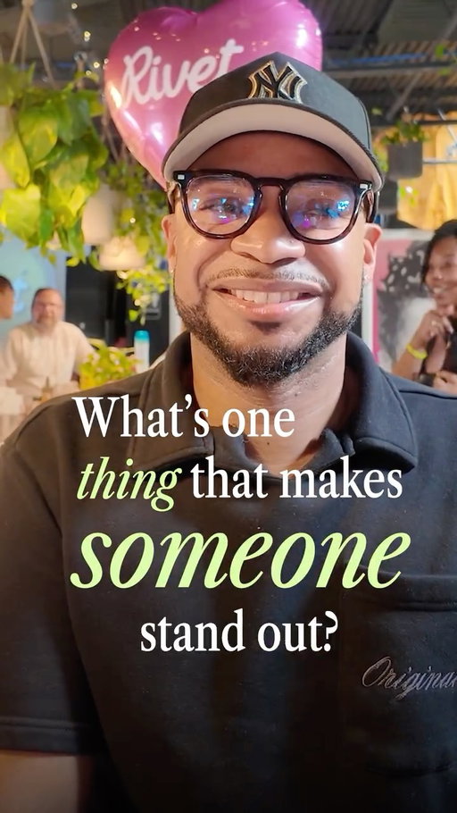 What makes someone stand out in the crowd for you? 🌟

#rivetdating #datingapp #love