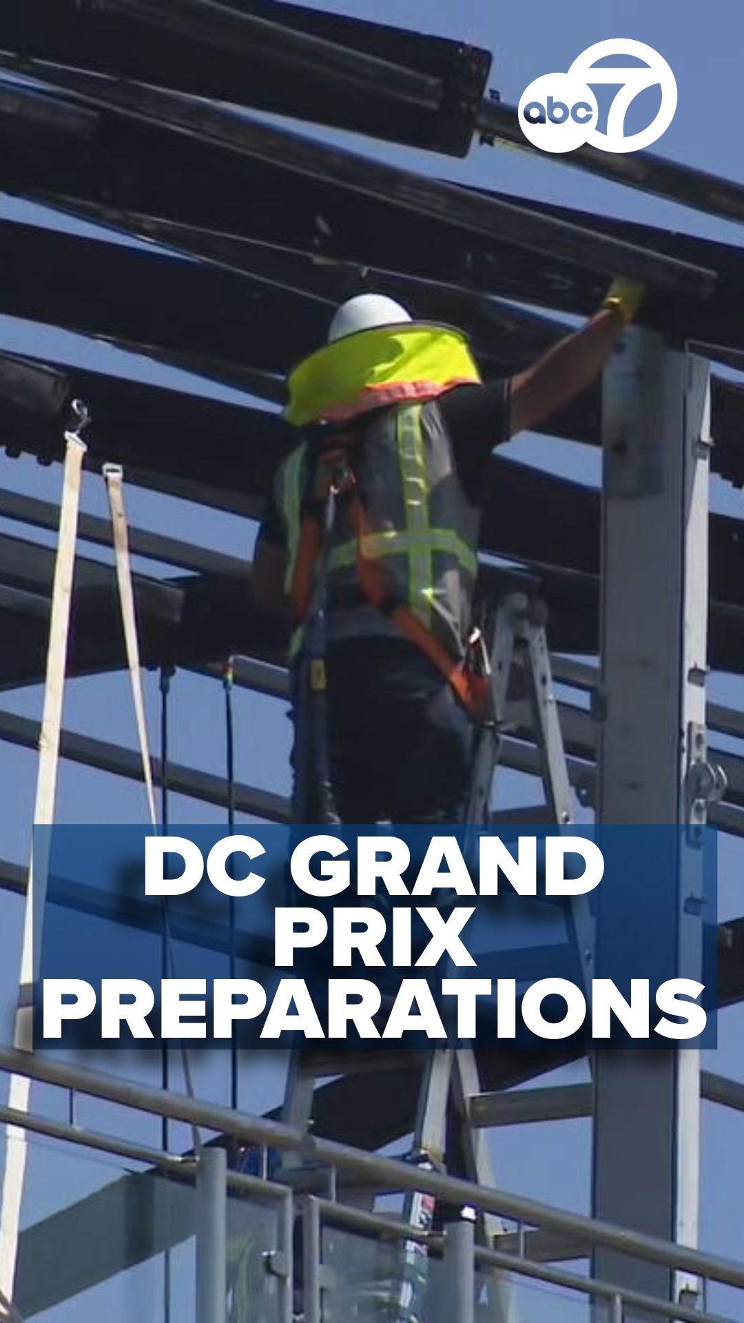 D.C. is beginning its transformation into an IndyCar street circuit. 🏎️🏁🇺🇸

Crews are installing barriers, fencing and road improvements ahead of the first-ever Freedom 250 Grand Prix, with overnight construction ramping up across the race course.

MORE: https://tinyl.co/4kbM