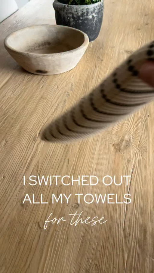 🤎 comment SHOP for links! If you’re ready to replace your old bath towels, start with these. Oversized, quick-drying, waffle weave, and they feel so much less bulky than traditional towels. One of my favorite home upgrades lately! 

#bathtowels #amazonbathroom #bathroommusthaves #organicmodern 

LinkDM *280*