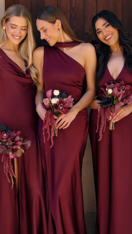 If you’re choosing one color for a fall bridal party, make it Merlot. 🍷 Rich, timeless, and flattering on everyone.