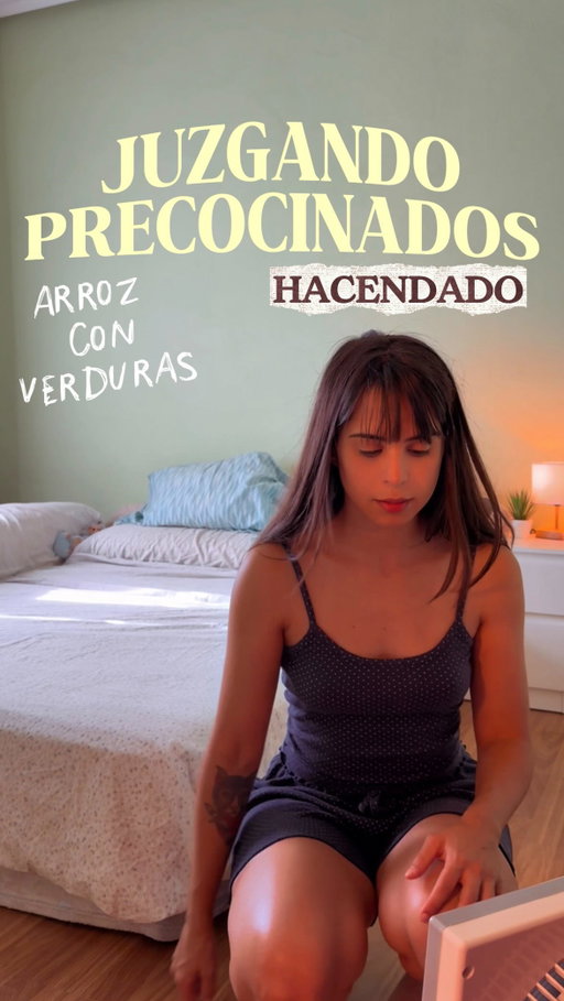 Arroz de verduras 🍚 🥦 🥕 

Marca: Hacendado

Puntuación general 7,5/10

Puntúo sobre 5 ⭐️ en:
Aspecto: ⭐️⭐️⭐️⭐️⭐️
Sabor:⭐️⭐️⭐️⭐️
Textura:⭐️⭐️⭐️⭐️
Precio:⭐️⭐️⭐️

#humor #recetas #cocina #fácil