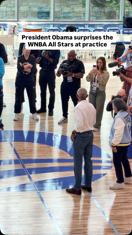 The WNBA is holding All Star practice at the Obama Presidential Center in Chicago 

#symonewiththesports #wnba #wbb #wnbaallstar #womensbasketball