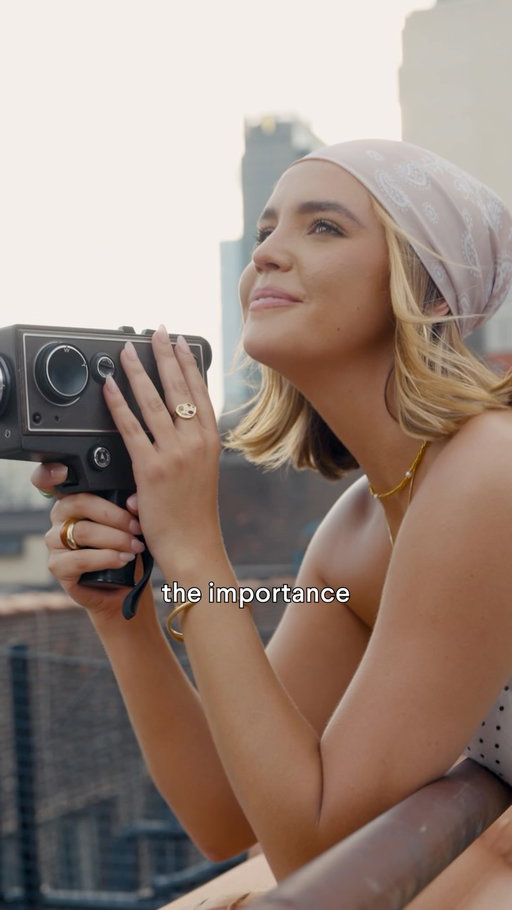 NYC rooftop hangs, zero plans, and a @starbucks Blended Pink Energy. Exactly the kind of mid-summer mood teenage @baileemadison would approve of. #ad
