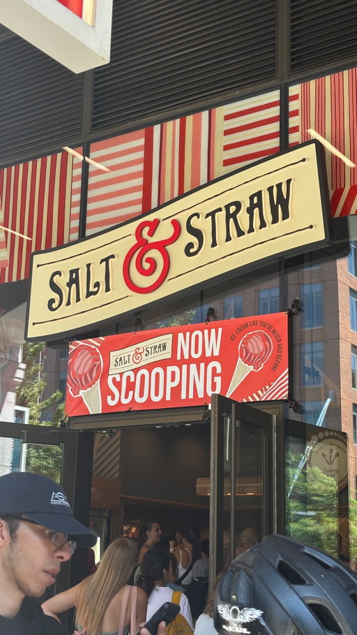 Salt and Straw Seaport Boston opening day line going crazy. Mind you it’s noon on a Friday…

This is my boots on the ground lunch break journalism #seaport #bostonseaport #icecream #bostonfood