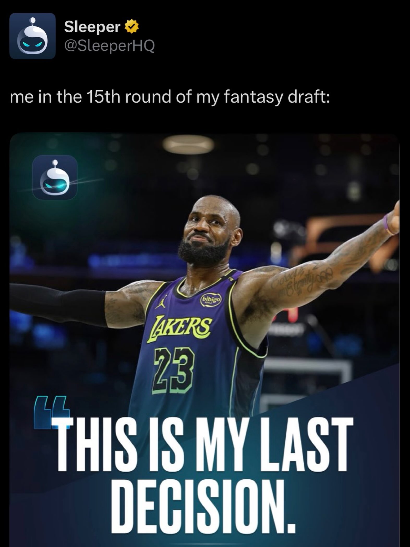 Last pick, we taking Tom Brady for locker room presence 🐐