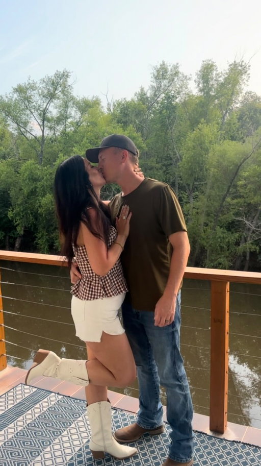 Before we were Mom and Dad, we were just two people dreaming about a life together 😘

We dreamt about marriage.
We wondered how many kids we would have.
We didn’t care where we lived, as long as we were together.

Life got louder, but the love that started it all is still there.

Sometimes we just need to remember where our story began. 🤍

🏷️Tag your person if they need this reminder too. 

#marriage #marriageinspiration #hubsandandwife #wife #husband