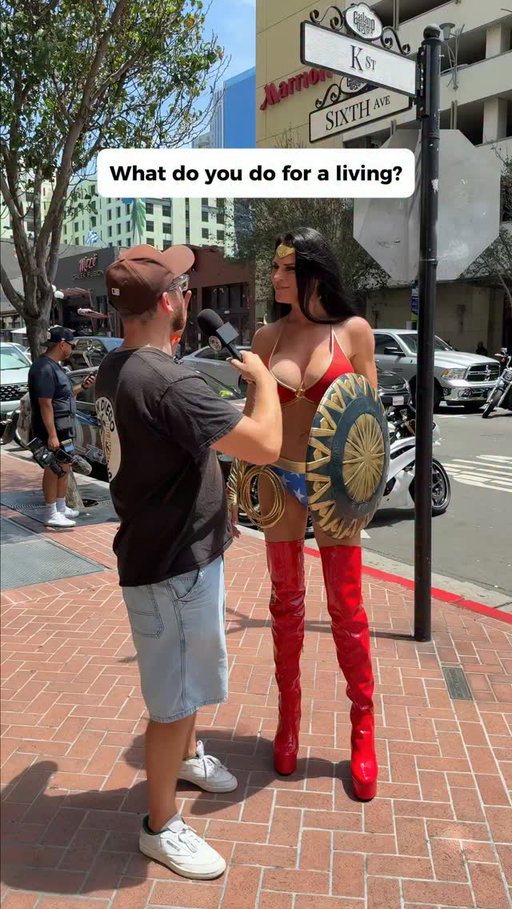 What do you do for a living?

#comiccon #sdcc #streetinterview