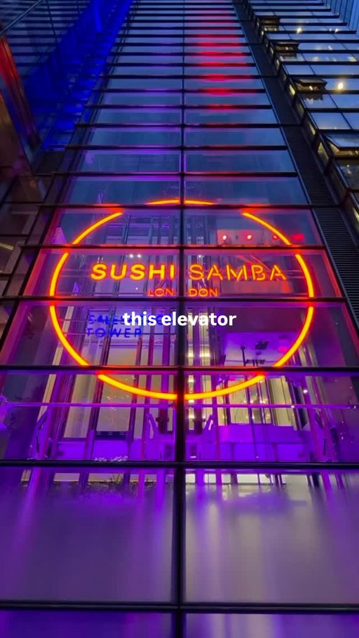 A different view of London 👀 
Filmed on Samsung Galaxy Z Fold 8 
#london #duckandwaffle #dualrecording