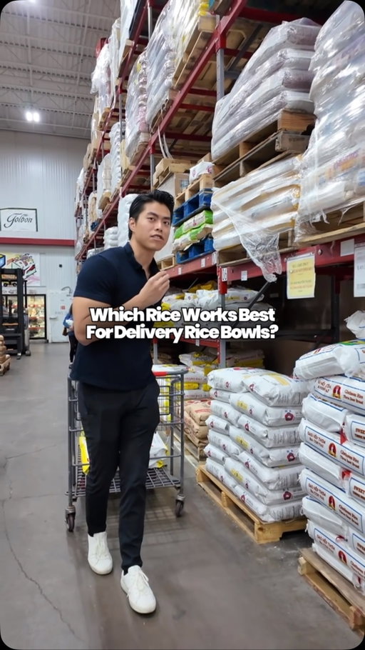Nishiki, Kokuho, or Jasmine? The truth about delivery rice bowls! 🍚 Most people think using the most expensive rice makes the best bowl. Here’s why that’s actually wrong:

🍣 Nishiki Rice (S-Tier): Amazing moisture and bite, but the price tag is total overkill for a everyday rice bowl.

🌾 Kokuho Rice (A/B-Tier): Delivers that same premium texture as Nishiki, but keeps your meal completely affordable.

🍃 Jasmine Rice (A-Tier): Great quality, but heavy sauces completely destroy those delicate natural aromatics.

Pick the right tool for the right job! What’s your absolute favorite rice for bowls? Tell us below! 👇 #bowlsofrice #rightrice #deliverybowl