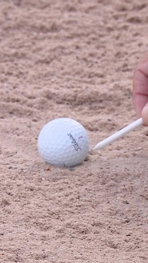 “He needs the hands of a surgeon here!” 😱

Are you attempting to move this stone? Leader Cameron Percy did with surgical precision 🔬

#SeniorOpen