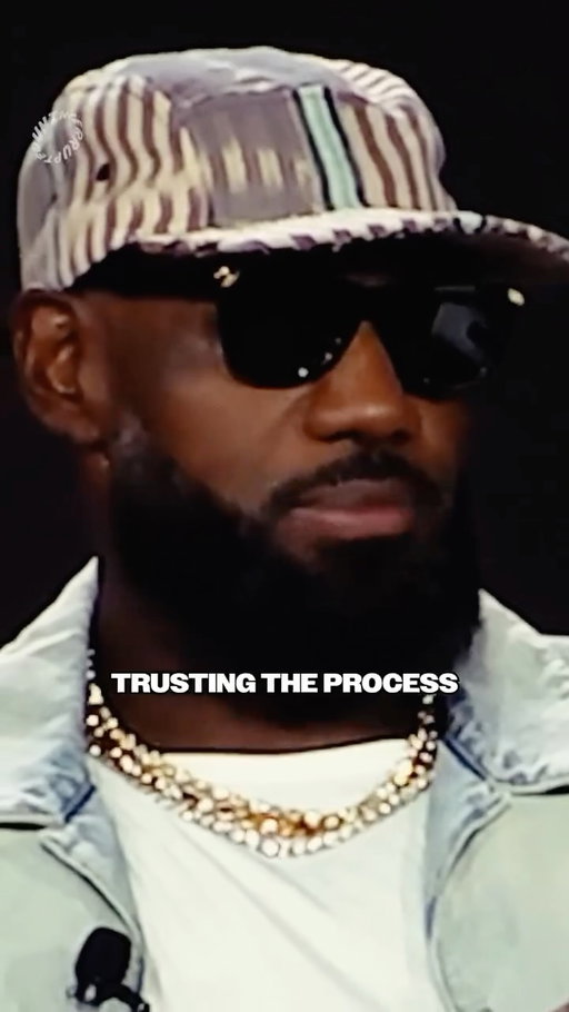Legends don’t stop chasing greatness. 👑

@kingjames’ next journey takes him to Philadelphia. TTP.