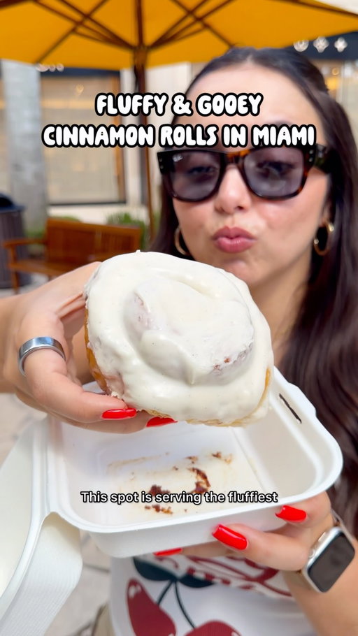 The fluffiest & gooiest milk bun cinnamon rolls in Miami 🤎

Find Alyssa, the baker behind Roll Model @rollmodelrolls every Sunday at the Shops at Merrick Park Farmers Market, serving fresh, made-from-scratch cinnamon rolls in flavors like Original, Biscoff, Chocolate Brownie, and Oreo (my favorite 😮‍💨).

📍Roll Model @rollmodelrolls at Shops at Merrick Park Farmers Market @shopsatmerrickpark 
4310 Ponce de Leon Blvd, Coral Gables, FL 33146 
⏰ Every Sunday 10am-6pm

#iviethefoodie #miamifoodie #cinnamoroll #miamifarmersmarket