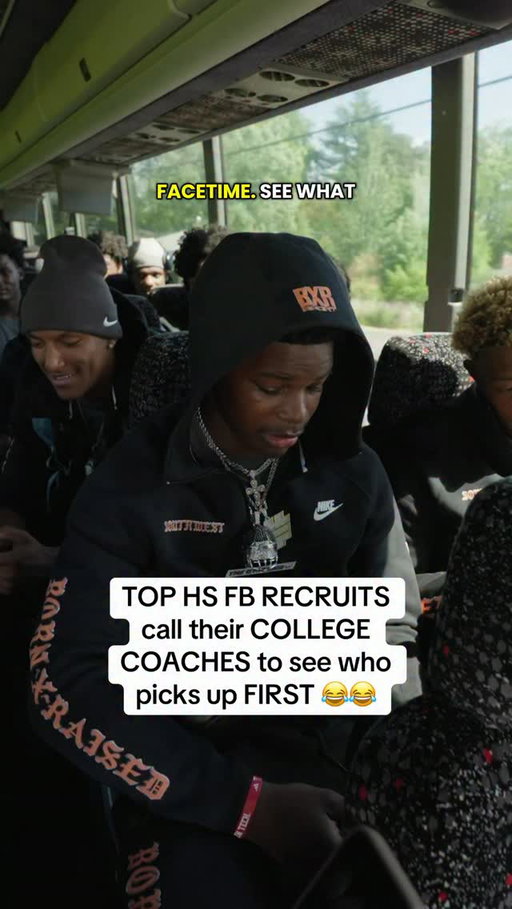@texastech_fb QB commit Kavian Bryant and @texasfootball CB John Meredith III call their college coaches to see who picks up first 😂

#elite11 #theopening #quarterback #texastechfootball #texasfootball