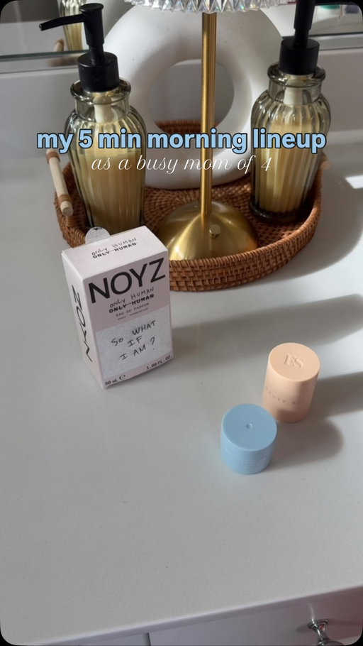 An uncomplicated morning routine as a mom of four is a must👆🏼 ✅simple ✅quick ✅hydrating 

@noyz_official @fentybeauty @laneige_us @gopurebeauty @shasorganicskincareandmedspa