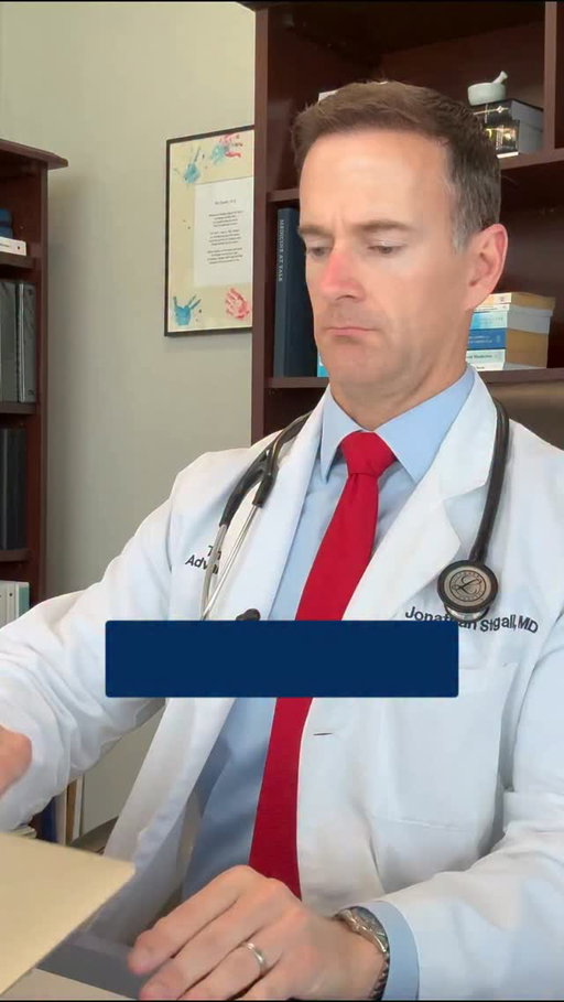3 ingredients I avoid completely as a cancer doctor. 👇

1. Erythritol
Found in many keto and sugar-free products. A 2023 study published in Nature Medicine linked elevated erythritol levels with a higher risk of cardiovascular events. Researchers are also studying its potential effects on blood clotting.

2. Artificial food dyes (especially Red 40 & Yellow 5)
These petroleum-derived dyes are commonly found in candy, cereals, sports drinks, and even some medications. Laboratory studies have raised concerns about DNA damage, and several countries regulate them more strictly than the U.S.

3. Brominated Vegetable Oil (BVO)
Previously used in citrus-flavored drinks to keep ingredients mixed together. Bromine can accumulate in the body and has been associated with thyroid disruption and neurological effects. Although the FDA banned BVO in 2024, older products may still contain it.

Reading ingredient labels takes seconds, but it can tell you a lot about what you’re putting into your body.