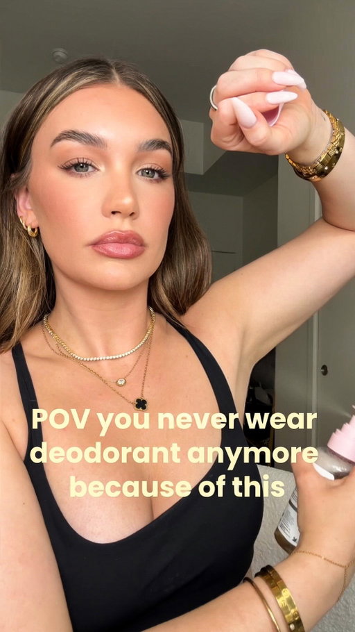trying to put the entire internet on glycolic acid one step at a time ✨ 

comment HACK for a dm with the exact products I use 💌
#glycolicacid #deodorants #hygieneproducts