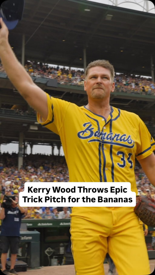 The 2x MLB All-Star returned to Wrigley Field to throw one of the best trick pitches you’ll ever see 👀

#bananaball #savannahbananas #baseballplayer #mlbnews #cubs
