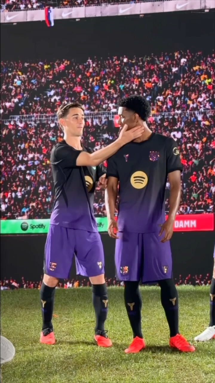A day in Gavi’s life: away kit editon. 
@nikefootball