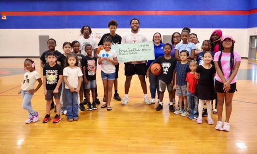 1 Peter 4:10 – “Each of you should use whatever gift you have received to serve others.”🙏🏾

This weekend I was blessed with the opportunity to give back to the Brookshire Community Boys & Girls Club, a place where I spent a lot of time volunteering, coaching, and dropping off @jeremiahr.24 with @dylynstamps in the gym🏀. Words cant express how much that building means to me, and this is a very small show of appreciation for all the things this community has done for me.💙❤️