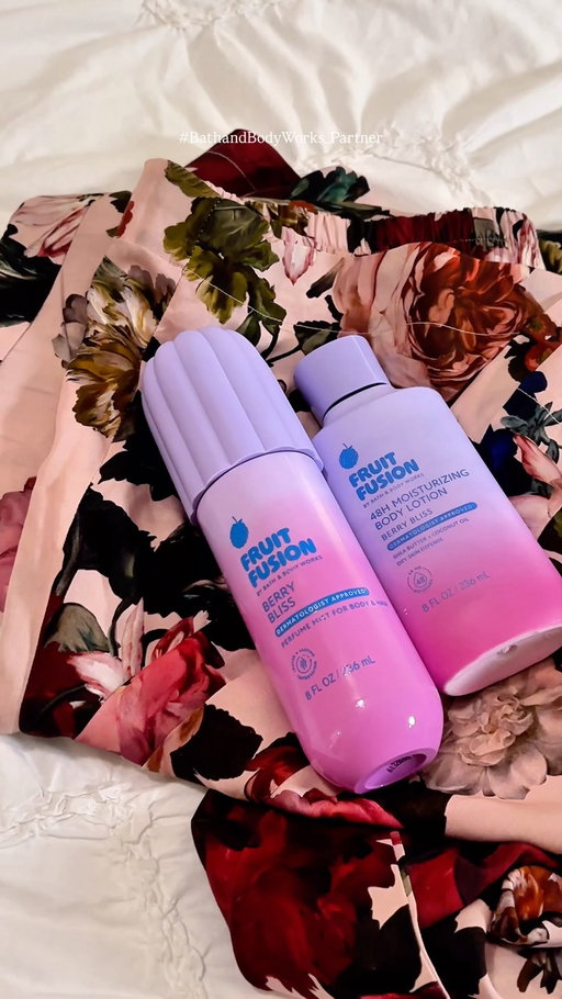 #BathandBodyWorks_Partner Ending the day with my favorite Fruit Fusion scent from @bathandbodyworks . ✨ I’m obsessed with the scent blend. There are even more amazing scents to discover in the Fruit Fusion collection. Comment ROUTINE for links 🫐

#bathandbodyworks #eveningroutine #selfcareroutine #eveningroutine 

Evening routine • Night routine • Bath & Body Works Fruit Fusion • Body care routine • Summer self-care • Fruity fragrance • Fragrance collection • Body mist • Shower routine • Self-care
