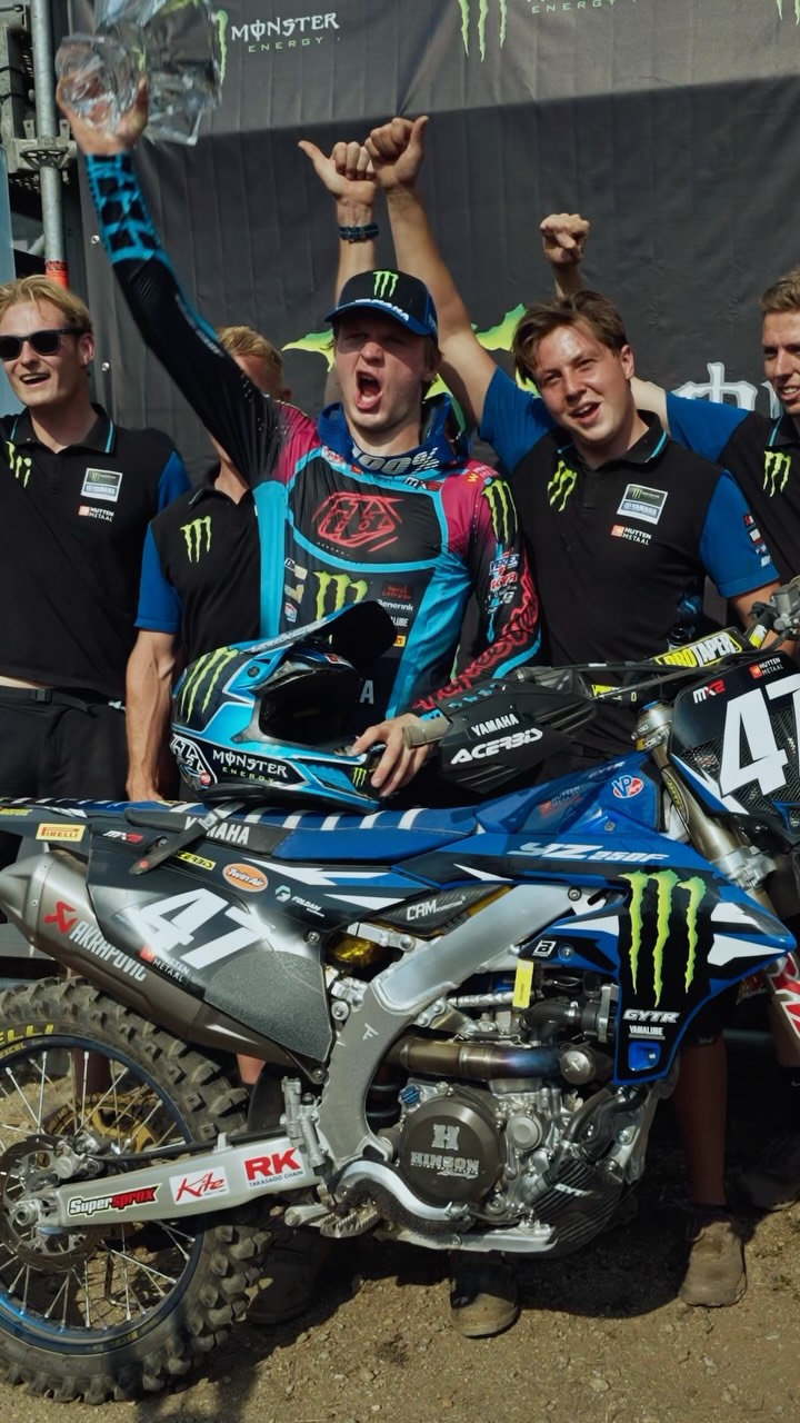 This dude was on rails today! 💣💥

@reisulis47 storms to his first ever MX2 World Championship podium finish in the Czech Republic.

Congrats ‘AK47’ & @yamahafactorymx2 🏆✨

#YamahaRacing | #Yamaha | #Motivation | #MXGP | #Motocross