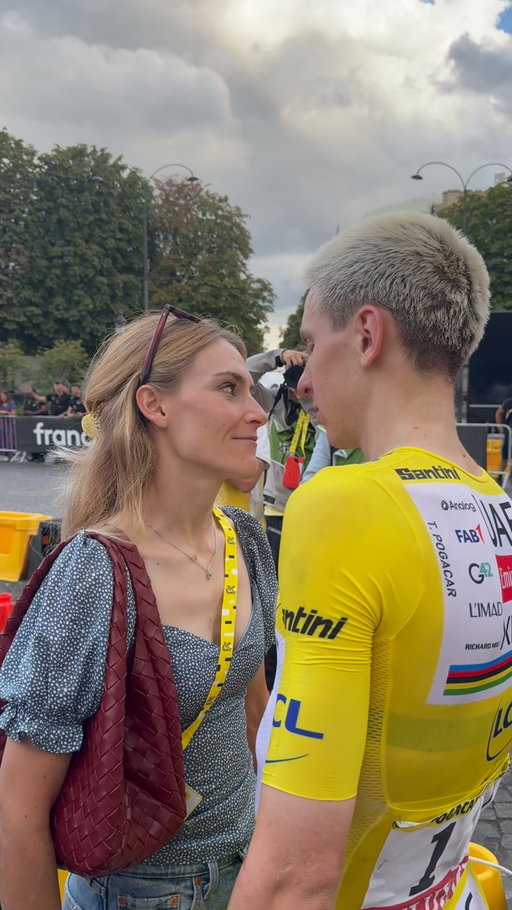 Proud of him 😍

Fière de lui 🥹

#TDF2026