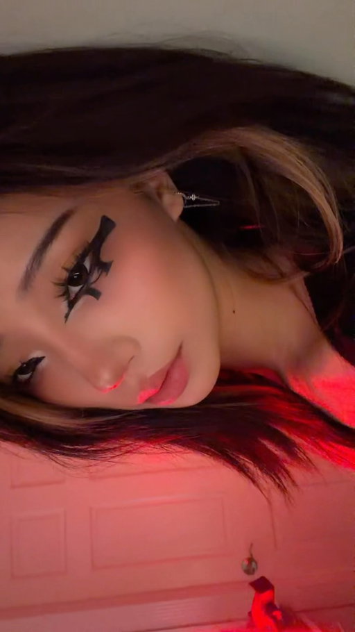 Draft from the ak47 eyeliner look😛🖤 #makeup #eyemakeup #makeuptransition #explore #ak47