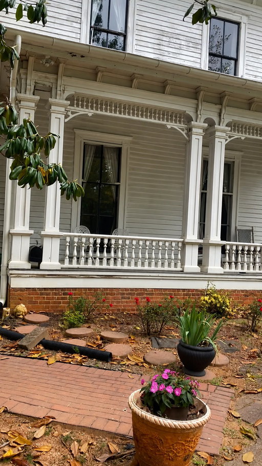 6 reasons a seller may skip the traditional market 🪧

1.-Inherited Property 📦: They inherited a home they are not able or ready to maintain.

2.-Behind On Taxes 🧾: They need to understand their options before the situation becomes heavier.

3.-Divorce Or Separation 🧭: A long listing process may add stress during an already difficult season.

4.-Job Relocation 🚚: A move for work may not leave time for updates, repairs, and open houses.

5.-Tired Landlord 🤝: After years of managing tenants, some owners are ready for a clean exit.

6.-Too Much Work To Show 🔨: The house may need repairs, cleaning, or updates before it could list well.

Selling as-is should not feel risky or rushed.

It should feel clear.

It should feel respectful.

That is the kind of option we try to offer.