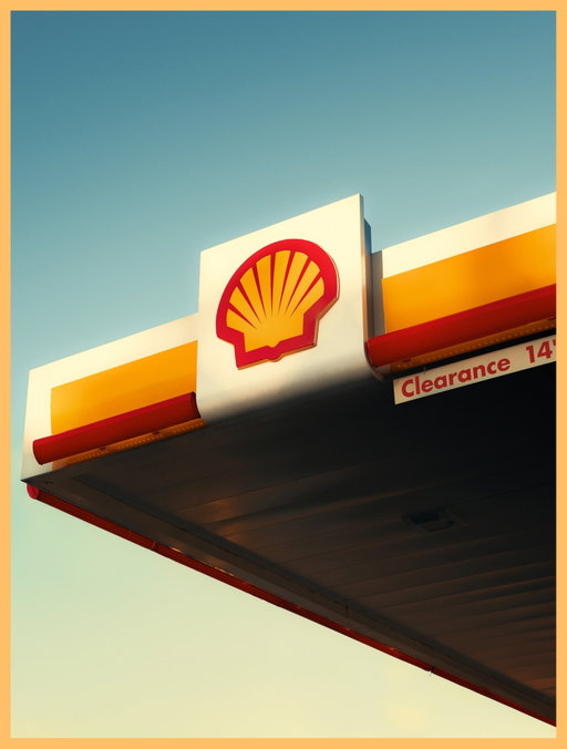 Kicking off a fresh week with the most photographed gas station on planet earth.
 
This is by no means a fact, but come on.. it’s gotta be one of them? 🤣
 
If you’re a photographer, you’ve snapped a photo of a Shell station, or you’ve at the LEAST considered it.