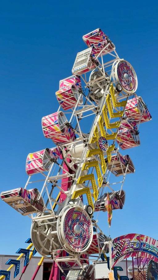#Ad Before summer slips away, make sure this is on your calendar!

Frazier Shows (@fraziershows) is bringing the Santa Fe Summer Carnival back to Santa Fe, New Mexico August 6–9, 2026!

It’s hard to believe we’re already talking about August, but if you’re looking for one more summer adventure before school starts and schedules fill back up, this is a fun one.

Last year I spent the evening wandering through the carnival, watching the rides light up the night sky, playing games, and of course stopping for carnival food. There’s something about a carnival that makes you feel like a kid again.

Here’s what you need to know:
• Thursday, August 6: 6–10pm
• Friday, August 7: 6pm–11pm
• Saturday, August 8: 3pm–12am
• Sunday, August 9: 3–9pm

Admission is free but you will need tickets to ride the rides. Each ride takes between 4–7 tickets.
• 1 ticket: $1
• 20 tickets: $20
• 40 tickets: $35
• 100 tickets: $75

Or grab a wristband for unlimited rides during these windows:
• Thursday & Friday: 6–9pm
• Saturday & Sunday: 3–6pm
Wristbands are $30 at the gate or $27 online (they stop selling them one hour before they expire).

Find it at Rodeo de Santa Fe, 3237 Rodeo Rd in Santa Fe, New Mexico.

Who’s your go-to carnival buddy?
