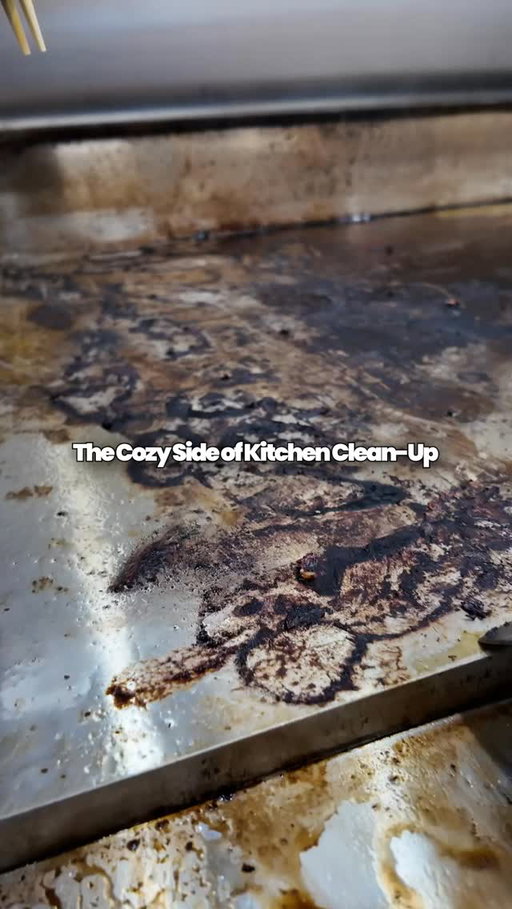 Anyone else find pure peace in watching a messy station turn completely spotless? 🧼

Soapy scrubs, soft water splashes, and the calm rhythm of resetting the space. Turn your sound up to unwind with us.

Tap the bio link to order a meal made in a super clean kitchen! 🥣 #bowlsofrice #freshup #cleankitchen #spotless