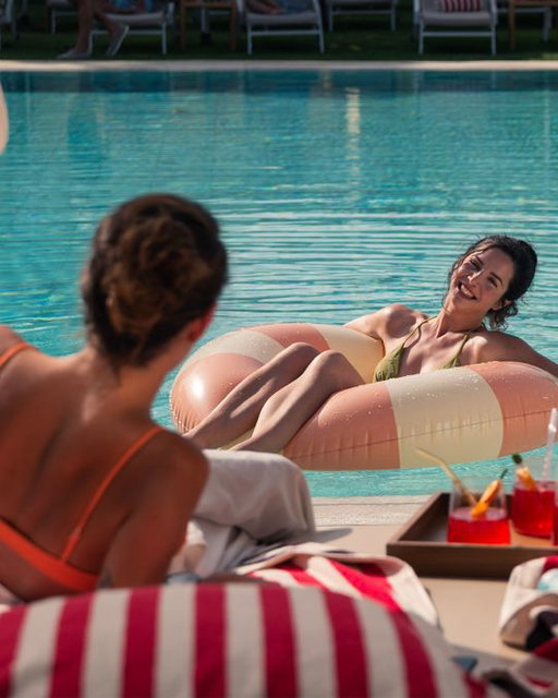 Sometimes it’s just 48 hours, a weekend gateway with friends. Back by Monday morning with a story to tell. Why wait? Aeroplan points can get you there.
