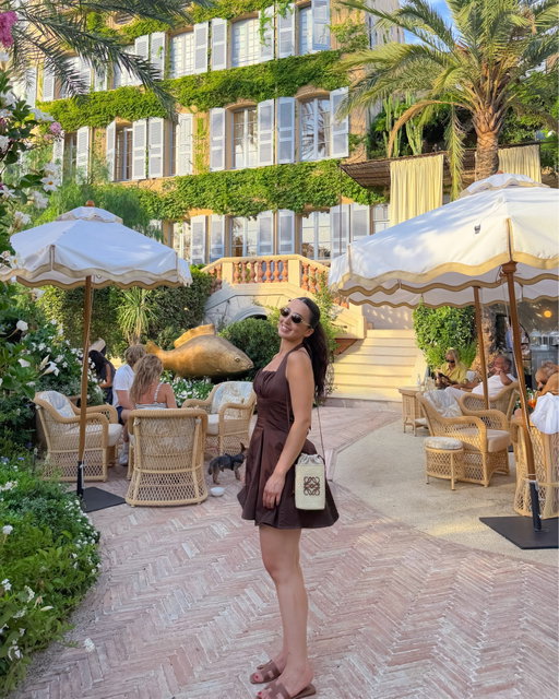 A South of France kind of summer 🇫🇷☀️

If you’re planning a Côte d’Azur escape, here are a few places that genuinely stole my heart: 

📍Carlton Cannes Start the day with breakfast overlooking La Croisette. It doesn’t get more Riviera than this.

📍Nammos Cannes Turquoise beach beds, Mediterranean menu and Champagne flowing all afternoon.

📍Le Plongeoir, Nice Dining above the Mediterranean with waves beneath your table. Worth visiting for the setting alone.

📍BAOLI, Cannes If there’s one place to experience Cannes after dark, make it BAOLI. The atmosphere is simply unmatched.

📍 Dior Café des Lices, St Tropez A quiet pause between exploring the boutiques. Lush gardens, exquisite pastries and the signature Dior aesthetic.

📍Nikki Beach, St Tropez Relaxed, bohemian and effortlessly chic afternoon by the pool.

📍La Opera, St Tropez Glamorous, theatrical, and gloriously over-the-top. Dinner with live performances right on the harbour.

📍Amazonico, Monte Carlo Golden hour drinks and dinner overlooking Casino Square, followed by a late-night wander through Monaco.

📍Le 300 at The Maybourne Riviera Midnight cocktails overlooking a glittering Monaco.

#SouthofFrance #FrenchRiviera #CotedAzur #FrenchRivieraSummer #PlacestovisitinFrance