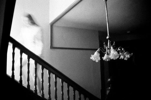 you don’t see me 
but I see you 

haunted bts from the “Cold” music video photos by @seanfstout