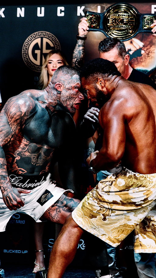 Walter Pugliesi vs Lorenzo Hunt | ROUND 1

The opening round between @walter_pugliesi_mma and @thejuggernauthunt
 at BKFC 91 in Naples 👊🇮🇹

#BKFC #BKFC91 #BareKnuckle #FightHighlights #combatsports