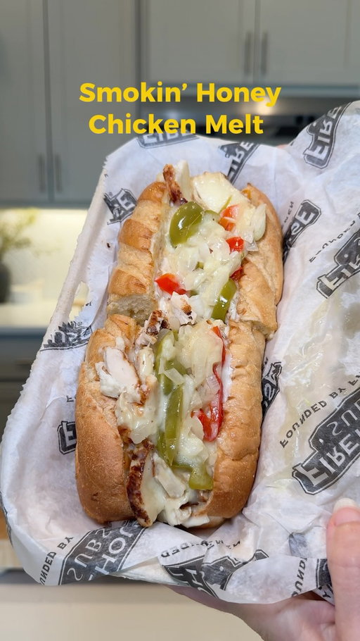 #FirehouseSubsPartner Tonight for dinner 🤝 I partnered with @firehousesubs to try their new Smokin’ Honey Melts, and we’ll definitely be back for these... especially for that honey chipotle sauce. 🤤