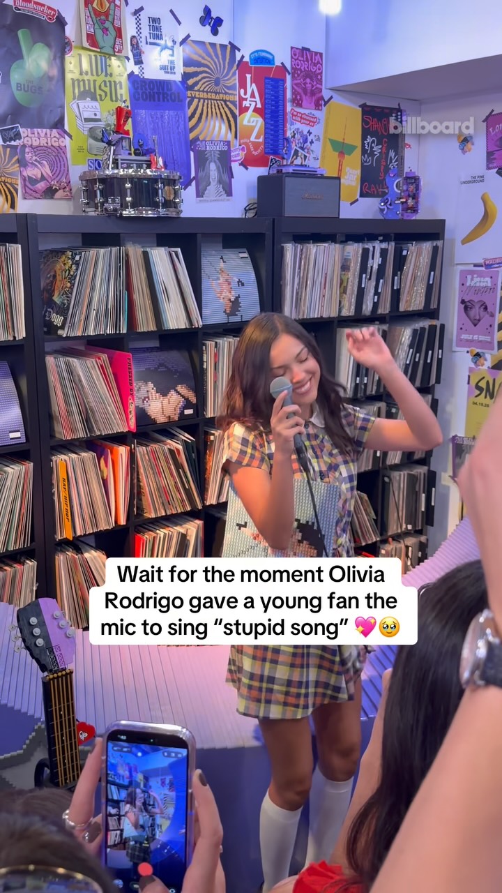Love her more than any stupid song could ever say 💞 @oliviarodrigo surprised fans at the LEGO(R) Vinyl Hunt kick-off party in Los Angeles, featuring a first look at her new LEGO Edition toy collab.