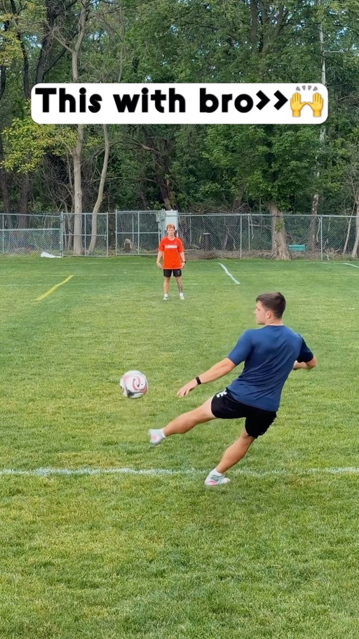 Does it get better than this? 😴🔊
•
•
•
#football #soccer #ncaa #soccerdrills #satisfying